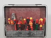 Gevulde gereedschapskoffer, parat - afbeelding 4 van  14