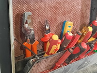 Gevulde gereedschapskoffer, parat - afbeelding 5 van  14