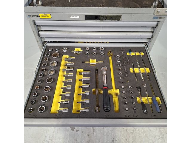 Gevulde gereedschapswagen, lista - afbeelding 10 van  12