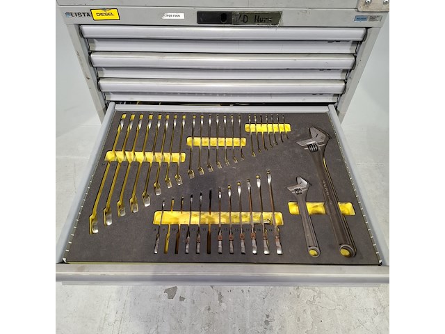 Gevulde gereedschapswagen, lista - afbeelding 11 van  12