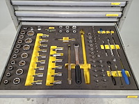 Gevulde gereedschapswagen, lista - afbeelding 10 van  12