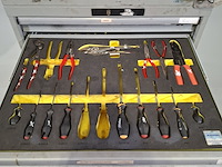 Gevulde gereedschapswagen, lista - afbeelding 9 van  12