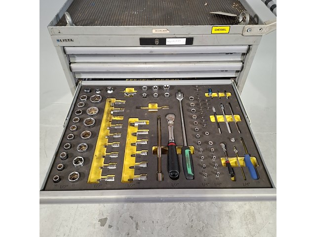 Gevulde gereedschapswagen, lista - afbeelding 10 van  12