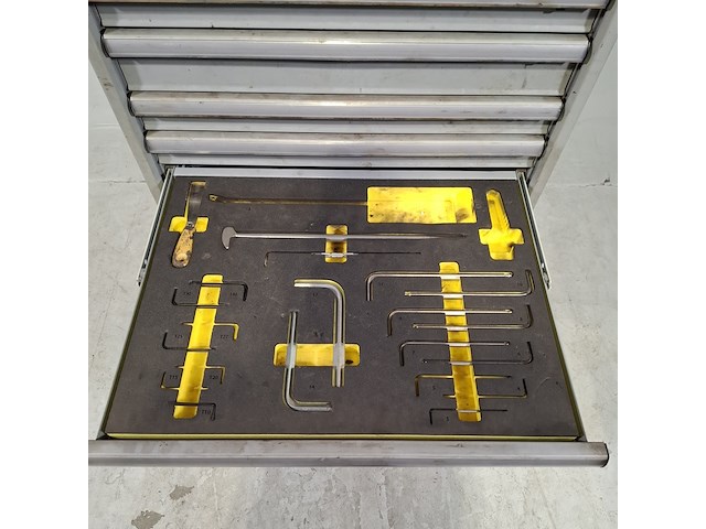 Gevulde gereedschapswagen, lista - afbeelding 3 van  12