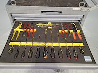 Gevulde gereedschapswagen, lista - afbeelding 9 van  12