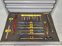 Gevulde gereedschapswagen, lista - afbeelding 12 van  12