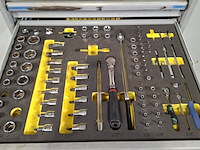 Gevulde gereedschapswagen, lista - afbeelding 10 van  12