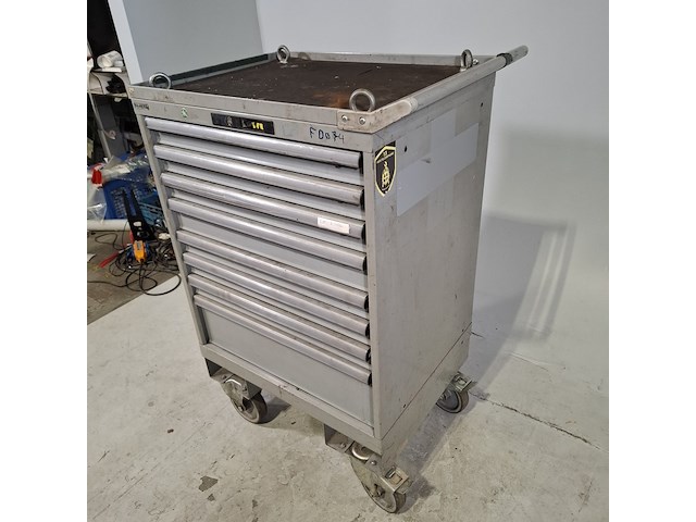 Gevulde gereedschapswagen, lista - afbeelding 6 van  12