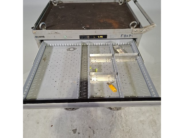 Gevulde gereedschapswagen, lista - afbeelding 8 van  12