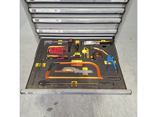 Gevulde gereedschapswagen, lista - afbeelding 2 van  12