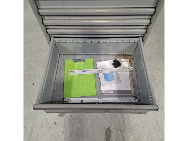 Gevulde gereedschapswagen, lista - afbeelding 4 van  12