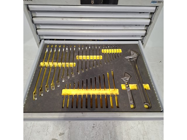 Gevulde gereedschapswagen, lista - afbeelding 11 van  12