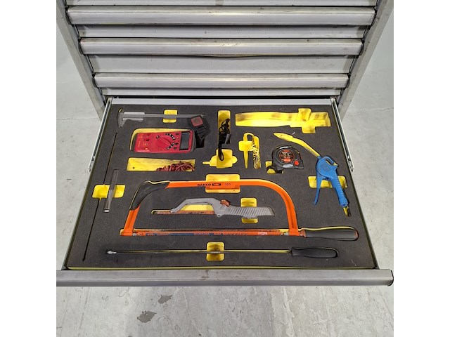 Gevulde gereedschapswagen, lista - afbeelding 2 van  12