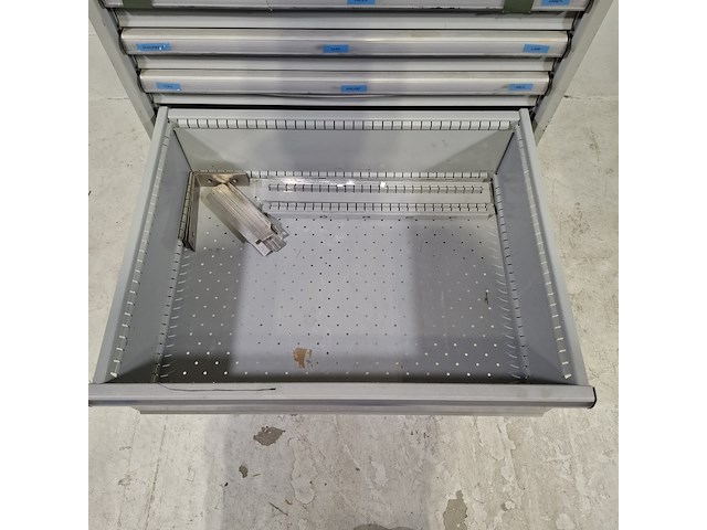 Gevulde gereedschapswagen, lista - afbeelding 4 van  12