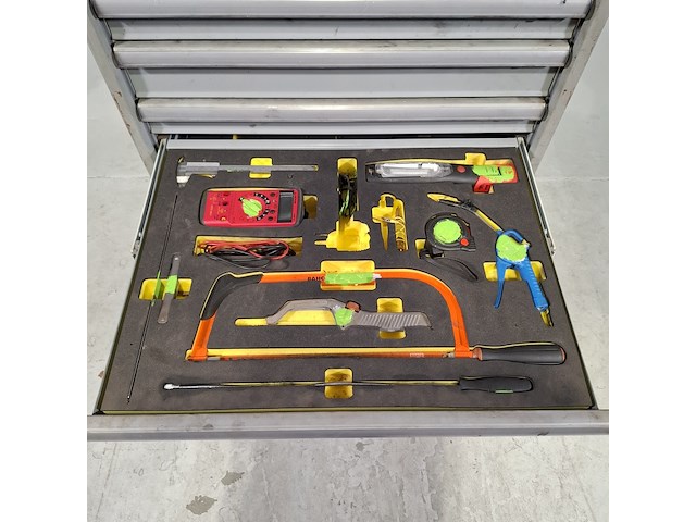 Gevulde gereedschapswagen, lista - afbeelding 2 van  12