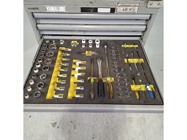 Gevulde gereedschapswagen, lista - afbeelding 10 van  12