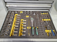 Gevulde gereedschapswagen, lista - afbeelding 8 van  11