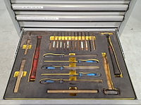 Gevulde gereedschapswagen, lista - afbeelding 10 van  11