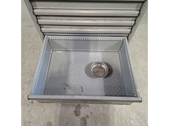 Gevulde gereedschapswagen, lista - afbeelding 2 van  10