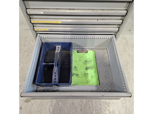 Gevulde gereedschapswagen, lista - afbeelding 2 van  10