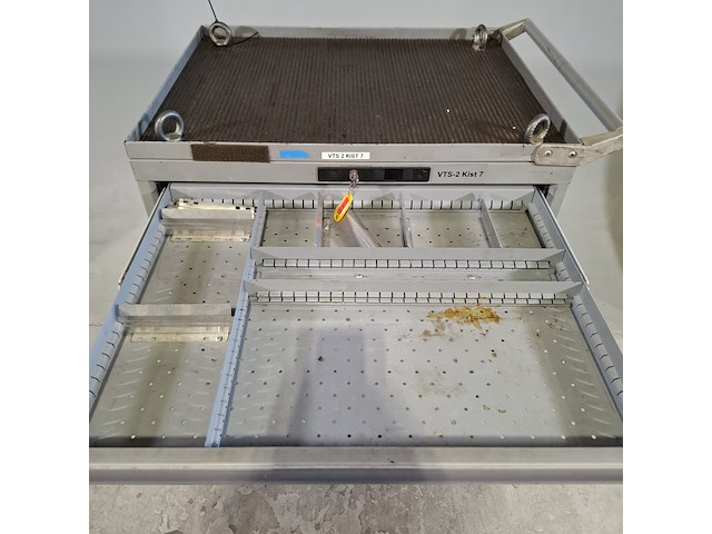 Gevulde gereedschapswagen, lista - afbeelding 4 van  10