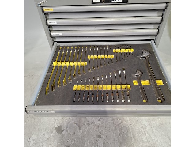 Gevulde gereedschapswagen, lista - afbeelding 7 van  10