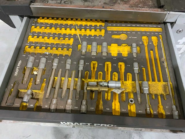 Gevulde gereedschapswagen - afbeelding 4 van  6