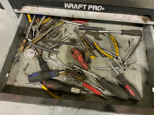 Gevulde gereedschapswagen - afbeelding 5 van  6