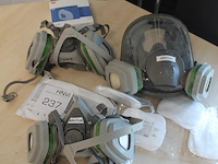 Gezichtsmaskers met 3m filters. - afbeelding 2 van  2