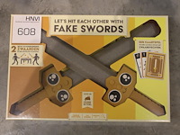 Gezinspel let's hit eachother with fake swords, leeftijd 7+. - afbeelding 1 van  1