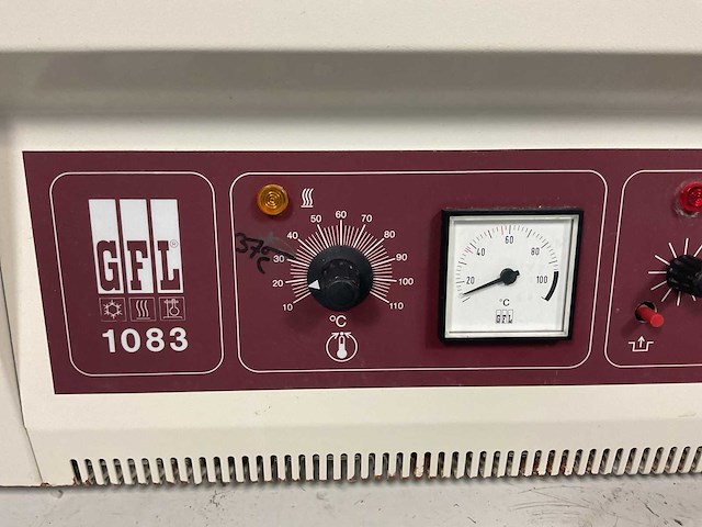 Gfl 1083 diverse laboratoriumapparatuur - afbeelding 3 van  7