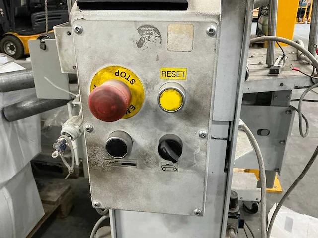 Gg macchine box 500a verpakkingsmachine / wikkelaar - afbeelding 8 van  18