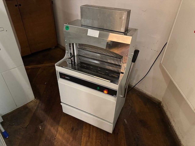 Ggm gastro - 2021 - bsms 13 - broodsnijmachine - afbeelding 1 van  9