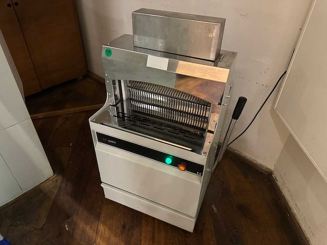 Ggm gastro - 2021 - bsms 13 - broodsnijmachine - afbeelding 4 van  9