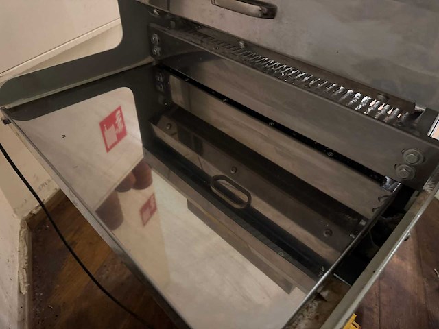 Ggm gastro - 2021 - bsms 13 - broodsnijmachine - afbeelding 8 van  9