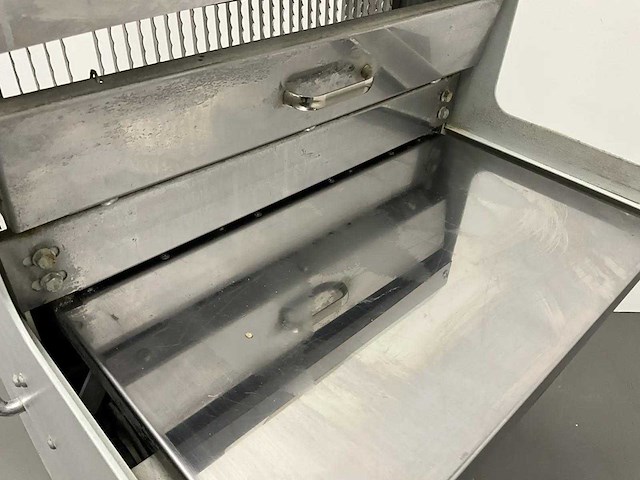 Ggm gastro - bsms 13 - broodsnijmachine - afbeelding 5 van  7