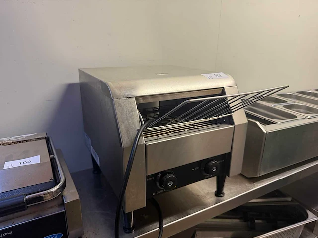 Ggm gastro - dtkb200 - professionele doorloopbroodrooster - afbeelding 3 van  6