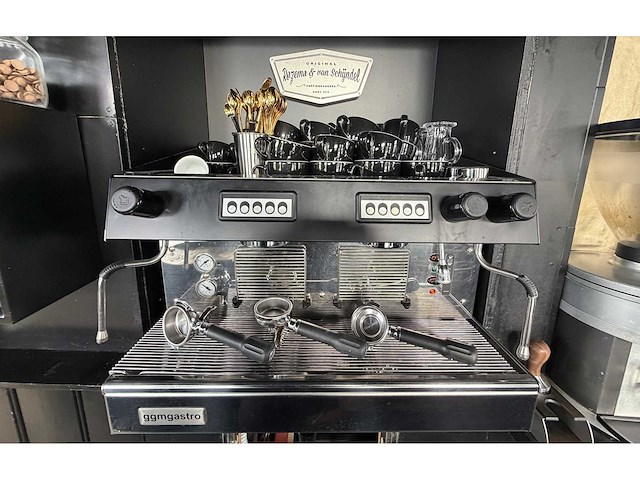 Ggm-gastro - espressomachine - afbeelding 1 van  4