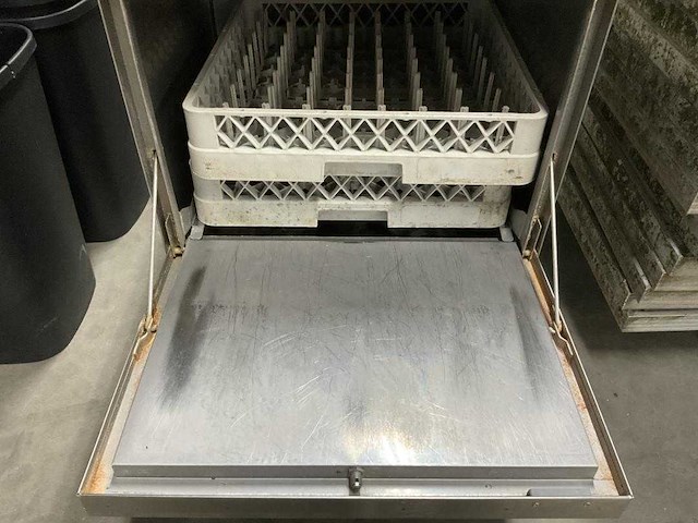 Ggm gastro - gs330m - korvenvaatwasmachine - afbeelding 6 van  9