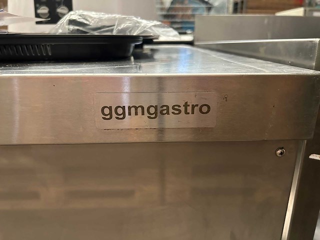 Ggm gastro - rvs werktafel met onderblad - afbeelding 1 van  1