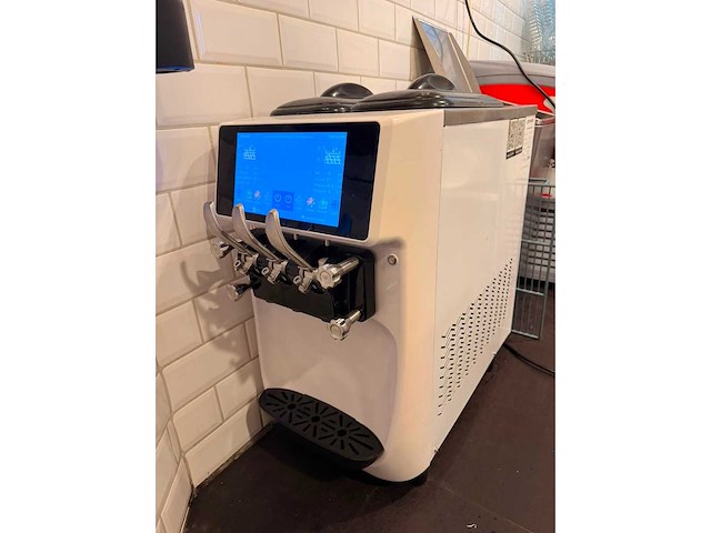 Ggm gastro - semg32k - softijsmachine - afbeelding 1 van  4