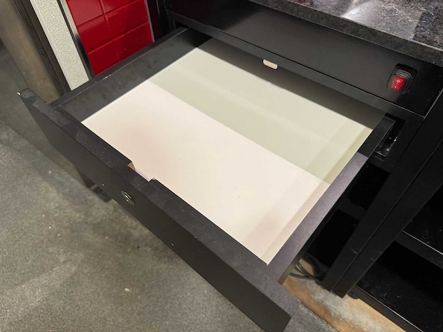 Ggm gastro - verwarmde verkoopcounter met kassa - afbeelding 8 van  17