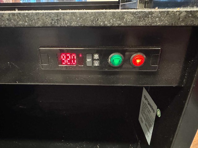Ggm gastro - verwarmde verkoopcounter met kassa - afbeelding 15 van  17