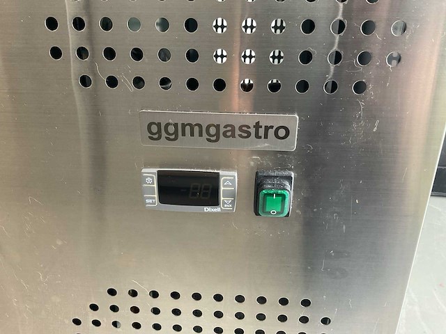 Ggm gastro koelwerkbank met saladette - afbeelding 2 van  4