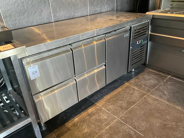 Ggmgastro koelwerkbank - afbeelding 2 van  5