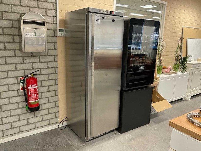 Ggmgastro kss400n koelkast - afbeelding 1 van  4