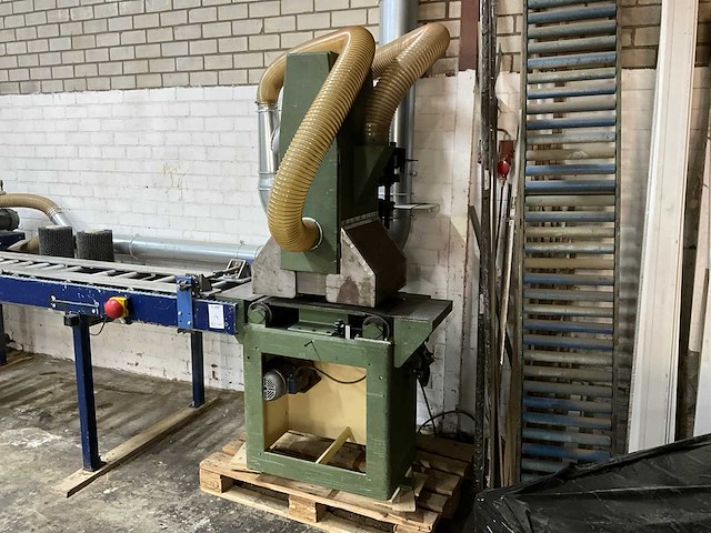 Ghermandi caliber 300 borstelmachine - afbeelding 1 van  10