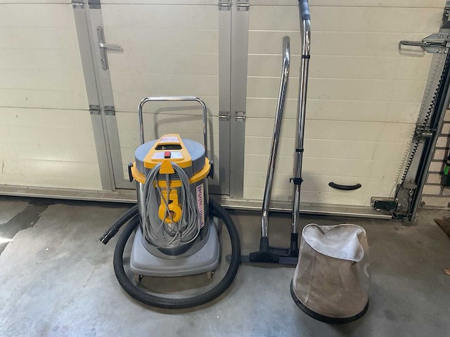 Ghibli wet & dry vac industriële stofzuiger - afbeelding 1 van  4