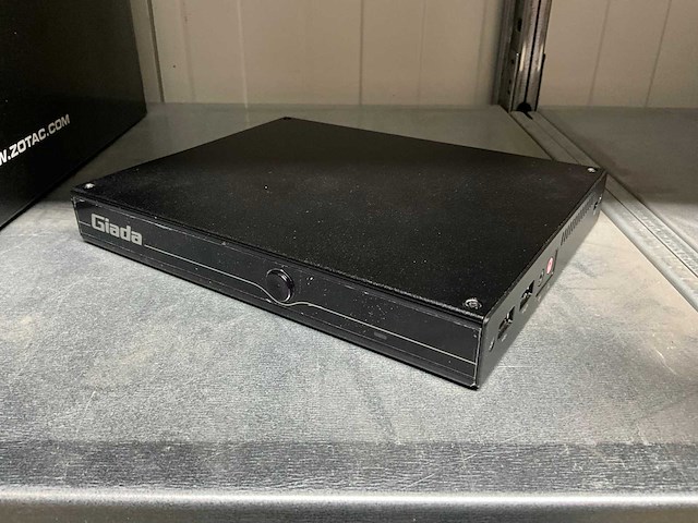 Giada mini pc (7x) - afbeelding 1 van  4