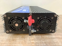 Giandel ps-3000kar spanningsomvormer - afbeelding 4 van  5